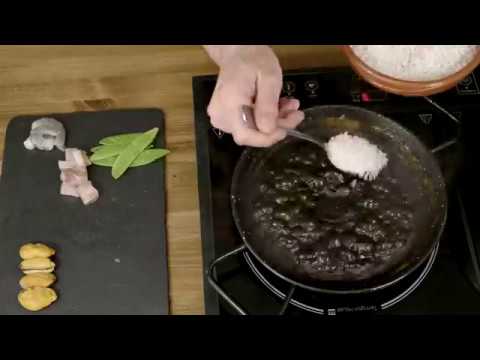 Delicioso arroz negro con alioli: receta fácil y rápida